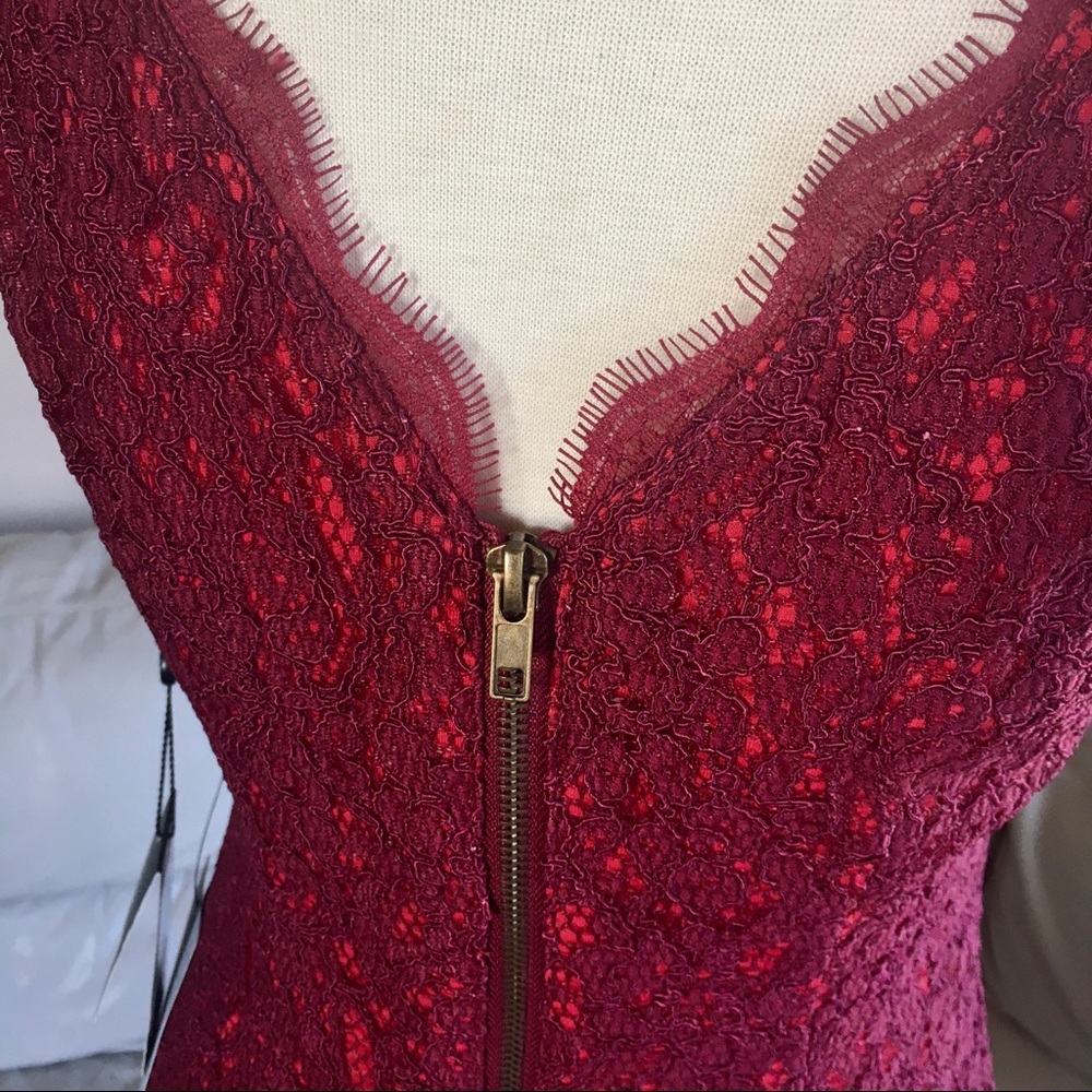NWT! Adrianna Papell Sleeveless Lace Overlay Cocktail Dress - Picture 4 of 10